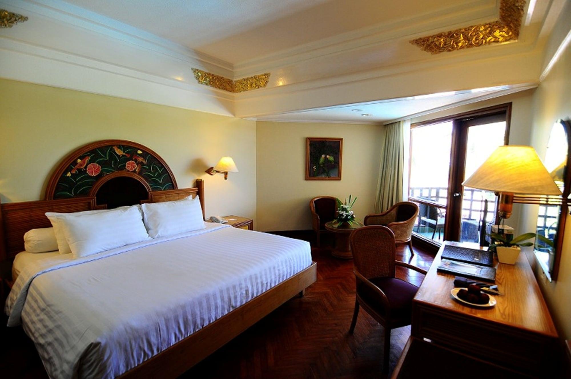 Prama Sanur Beach Bali Exteriör bild A room at the hotel