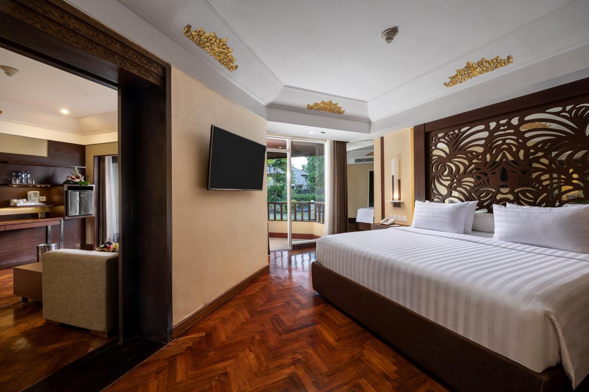 Prama Sanur Beach Bali Exteriör bild Suite room